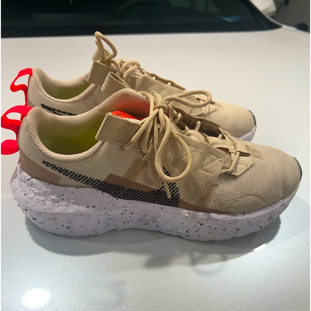 Nike women’s